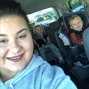 Meet your Posher, Ciera